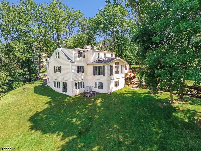 Sold 4 Valley View Dr, Montville Township, NJ 07045 3 Beds / 2 Full