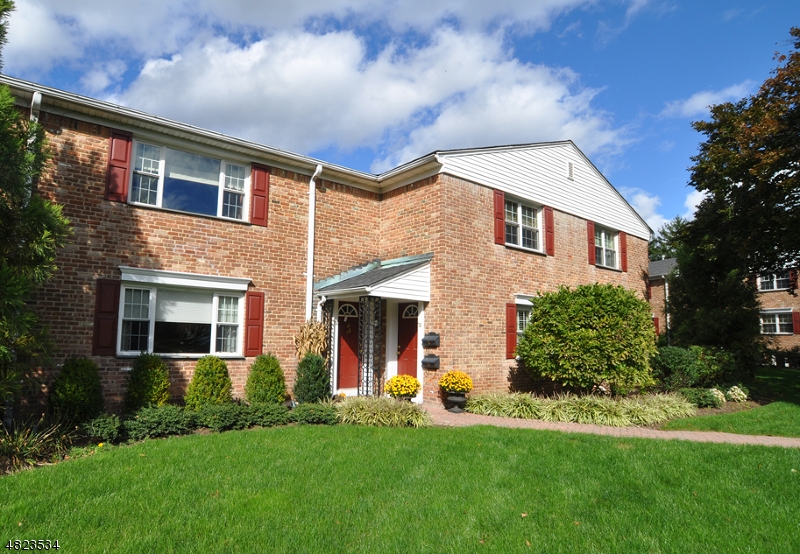 67 New England Ave,Unit 75F, 75F, Summit, NJ 07901