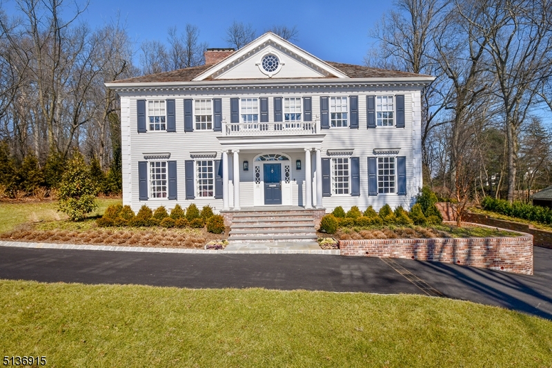 22 Hobart Rd, Summit, NJ 07901