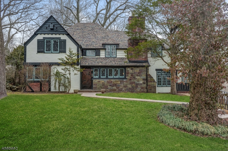 Sold 5 Fairview Ter, Maplewood, NJ 07040 4 Beds / 3 Full Baths