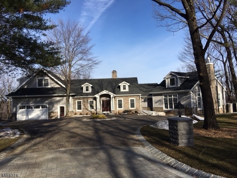 Sold 27 Hilltop Rd, Kinnelon Borough, NJ 07405 4 Beds / 4 Full Baths