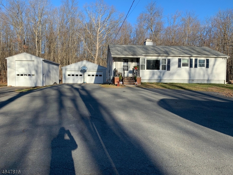 Sold 616 Kemah Lake Rd, Frankford, NJ 07860 3 Beds / 1 Full Bath